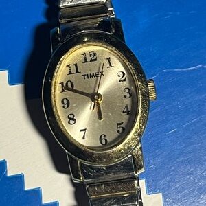 Vintage Timex Silver and Gold Watch - Read description
